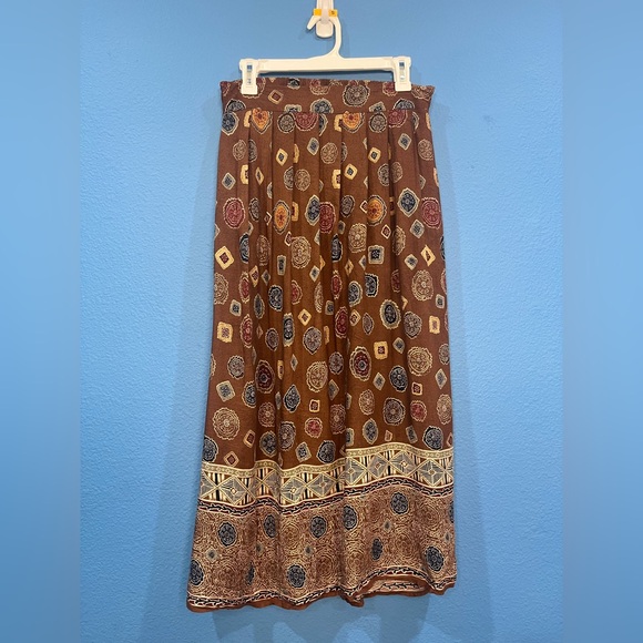 Sag Harbor Dresses & Skirts - Vintage Brown Abstract Bohemian Print Maxi Ankle Length Skirt SAG Harbor Medium